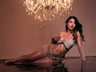 LiaWells pussy webcam